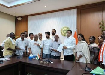 వేస్ట్ టు ఎనర్జీ ప్లాంట్ తరలింపుపై మంత్రి శ్రీధర్ బాబు ను కలిసిన వొడితల ప్రణవ్,జేఏసీ నాయకులు